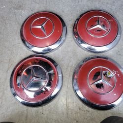 Mercedes CENTER Hubs