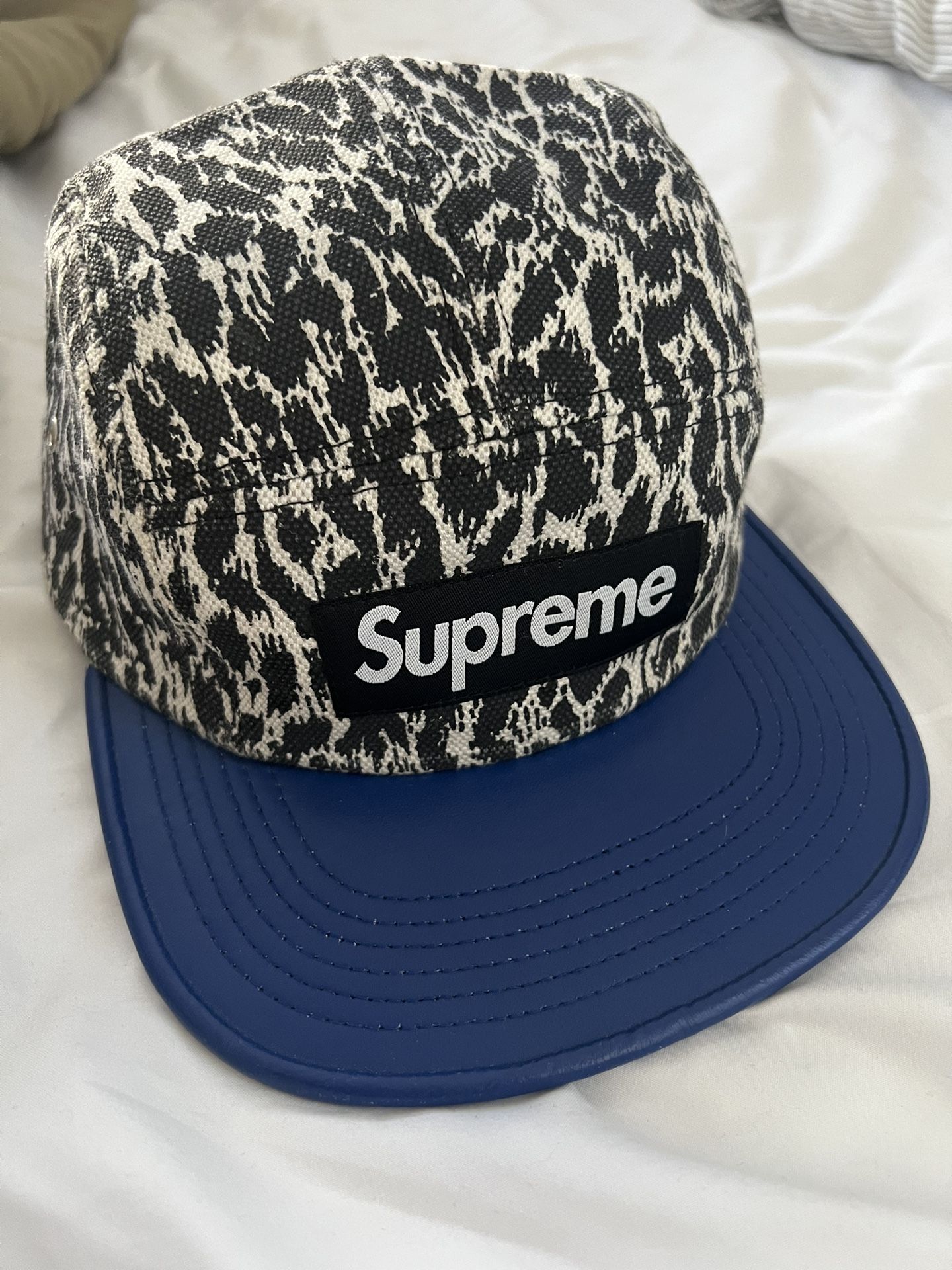 Supreme Hat 