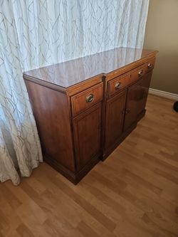 Drexel Heritage Credenza / Side Table And 5 Drawer Dresser