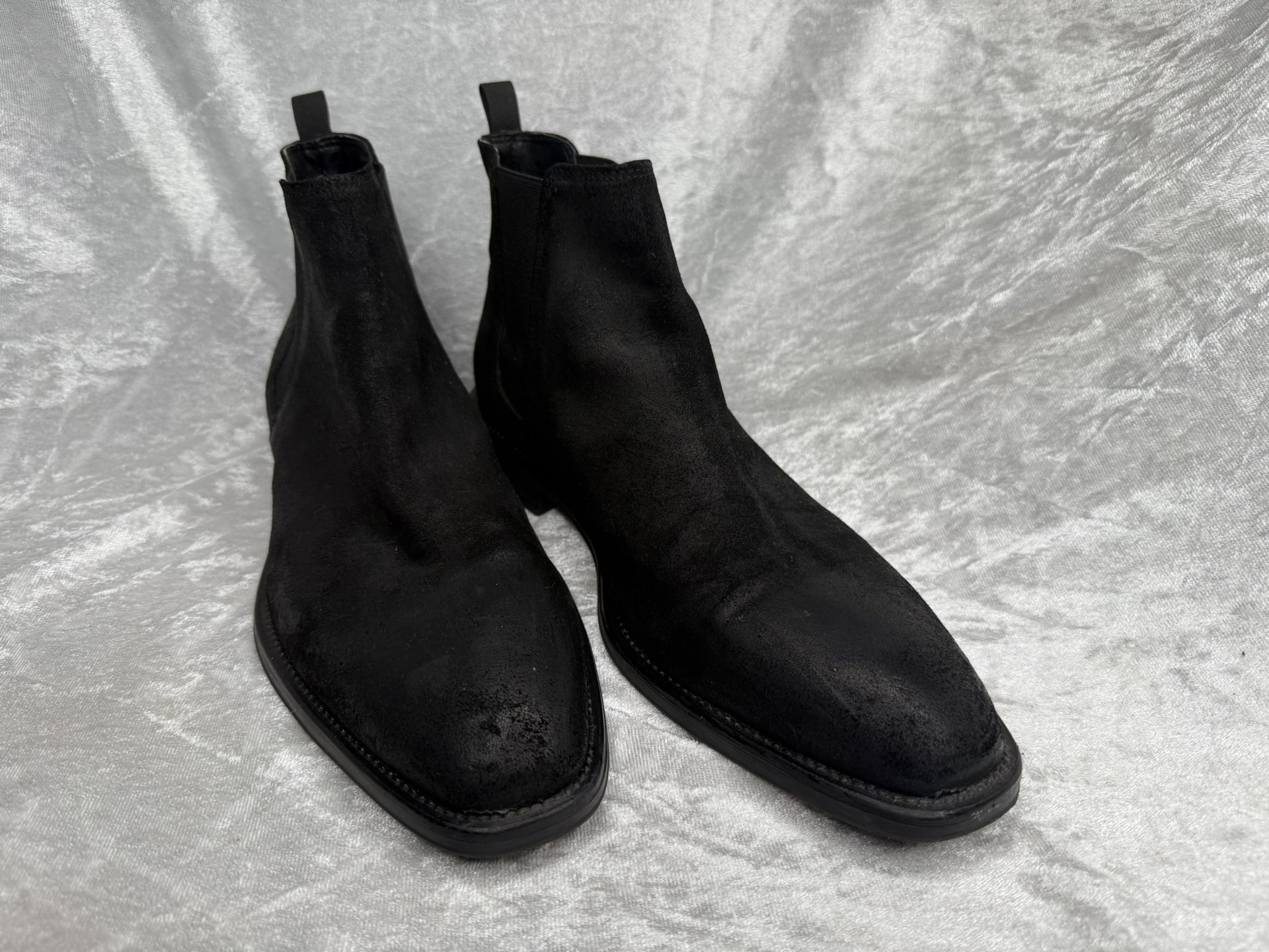 Aldo Black Suede Chelsea Boot USA 9 1/2