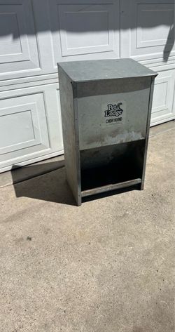 Big Pet Lodge Dog Feeder $45