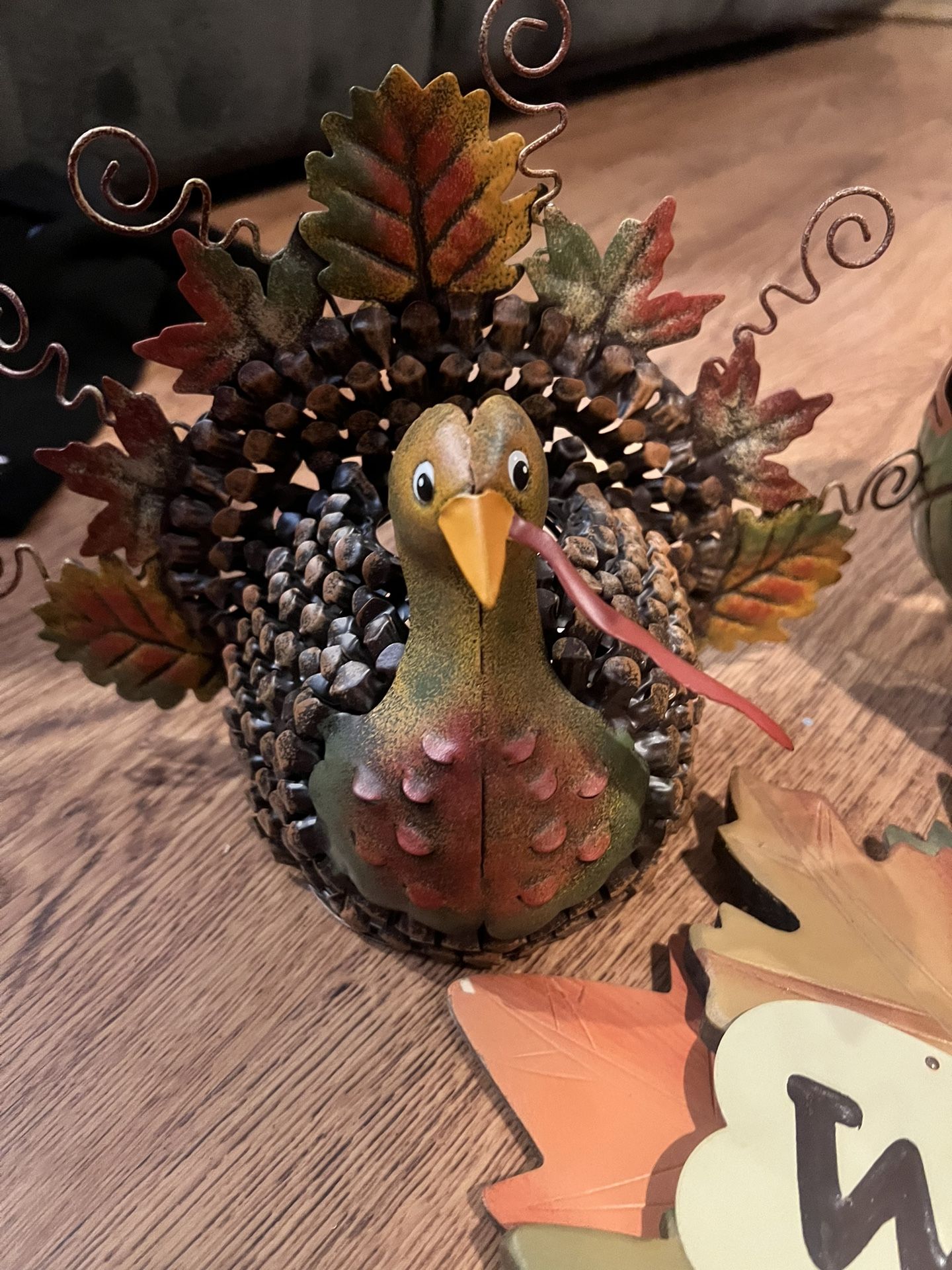 Set Of 2 Decorative Turkeys.