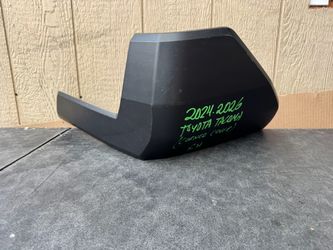 2024 2025 2026 TOYOTA TACOMA RIGHT SIDE CORNER COVER OEM USED