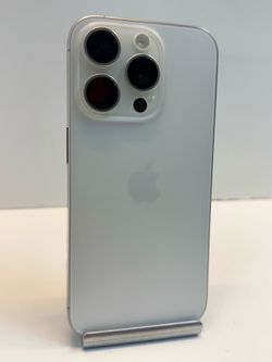 Apple iPhone 15 PRO 256gb. ( Fully Unlocked Phone )