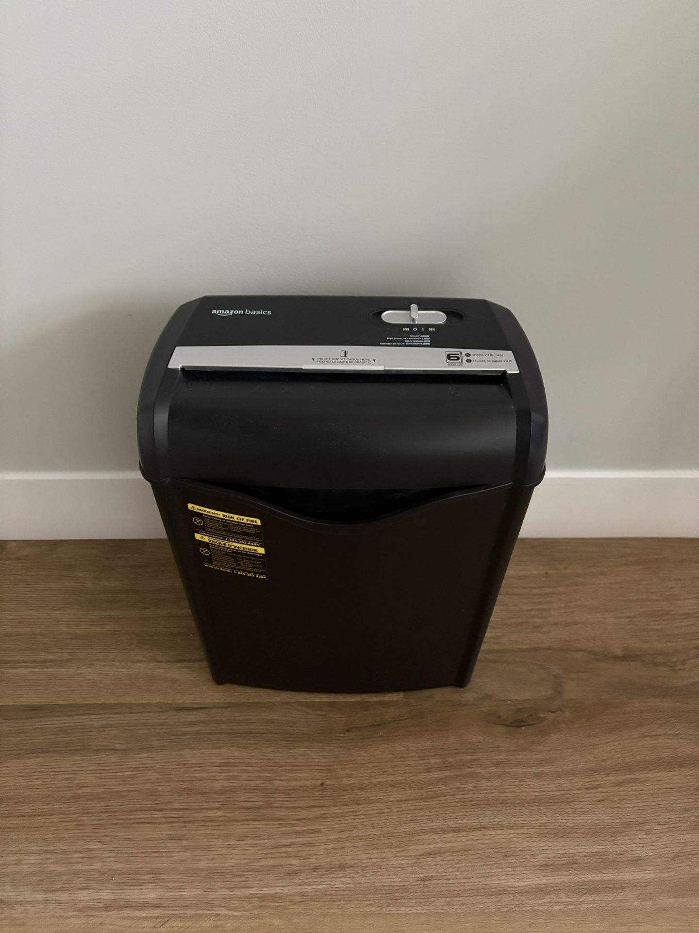 Amazon Basics Electric Shredder 