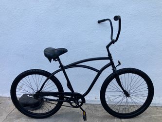 Phat. Men’s. Cruiser bike. 26 inch tires