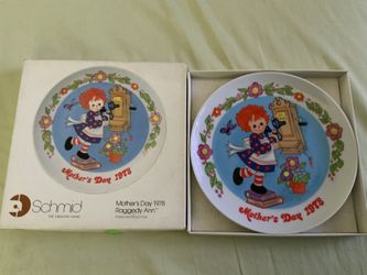 THE SCHMID COLLECTIONS “THE RAGGEDY ANN & ANDY PLATE IN ORIGINAL BOX #8