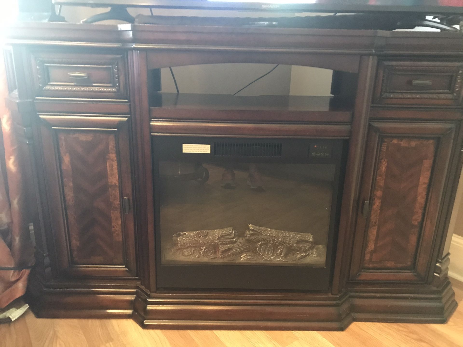 Tv stand with fireplace CASH ONLY!!!!581/4 length 151/2 width 3 feet height