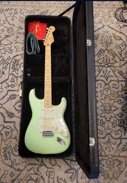 Fender Stratocaster MIM With Extras