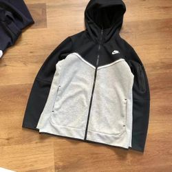 Nike Tech Sweater Black/Grey