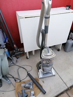 Like new Shark Navigator 3 XL Canister Anti Allergen Complete Seal Technology