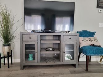 TV Console