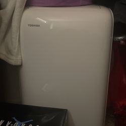 Toshiba Portable Air Conditioner
