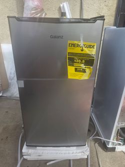 Galanz Compact Refrigerator Stainless Steel