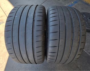 2 USED TIRES MICHELIN PS4S 235/45/17