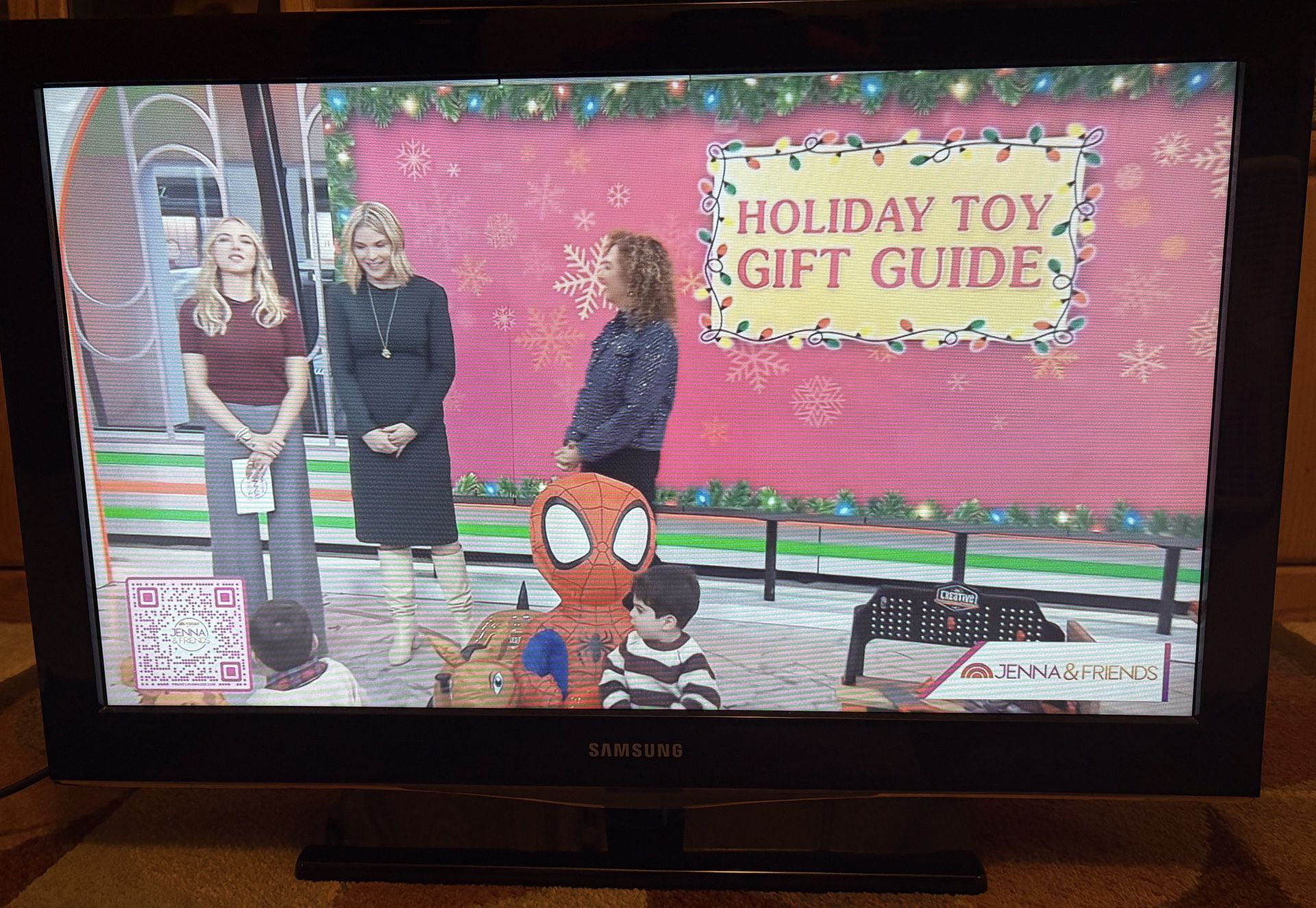 Samsung 32” 720p Flat Panel TV w/remote (Please read Description!)