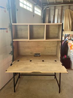 Fold down computer desk