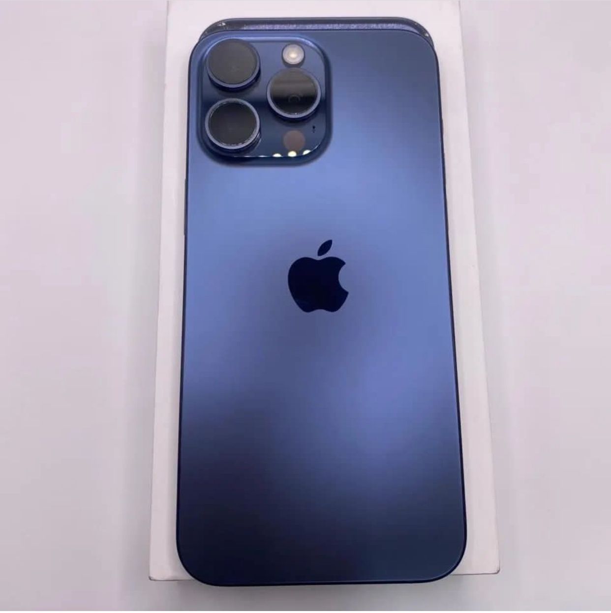 Unlocked iPhone 15 Pro Max 512GB @ The Phone Hub