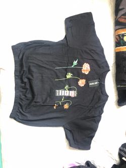 Hot topic shirt
