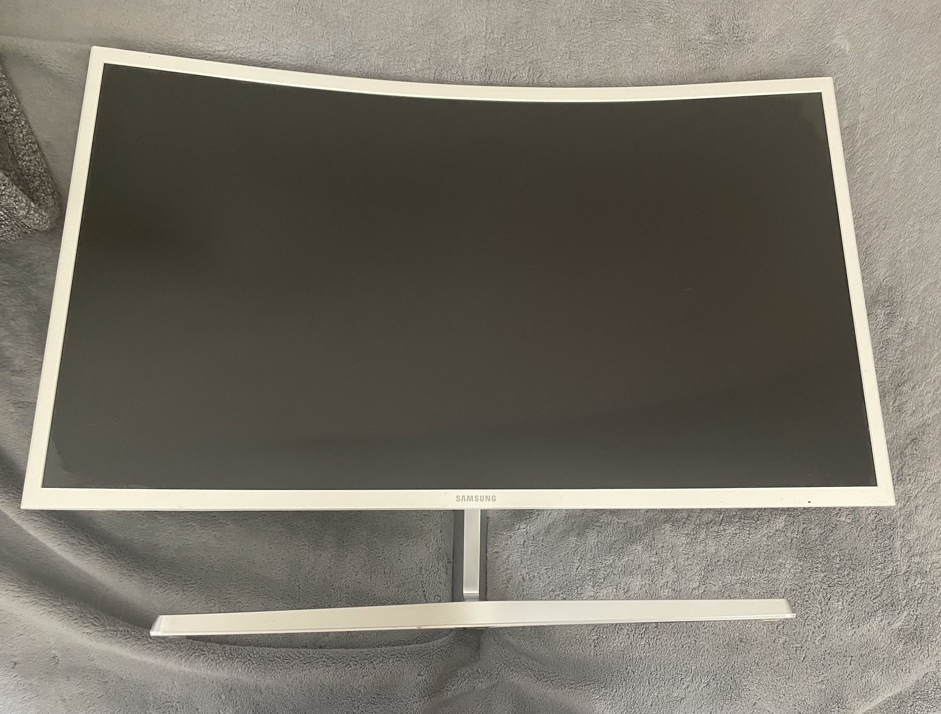 SAMSUNG 32" CF391 Curved Monitor LC32F397FWNXZA 1080p White Working Properly