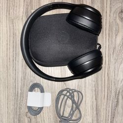 Beats Solo 4 Headphones