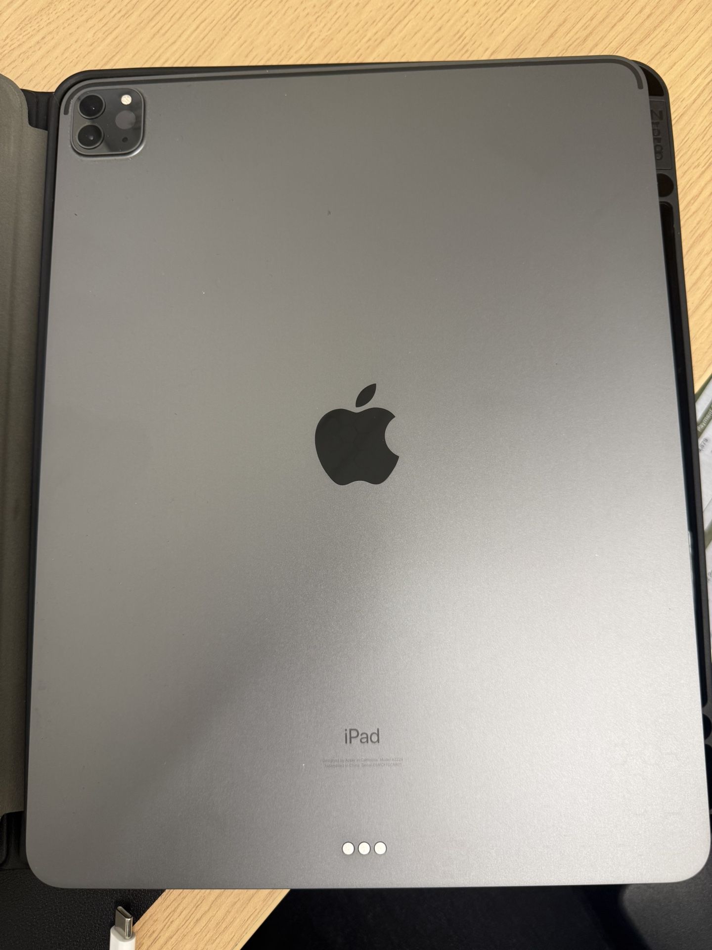 Apple iPad Pro 12.9 in (4th Generation)
