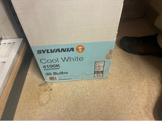 Free Sylvia 4 foot tube lights—30 total