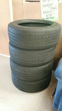Set oficina 4 Goodyear 245/55/18 $120 361 4627564