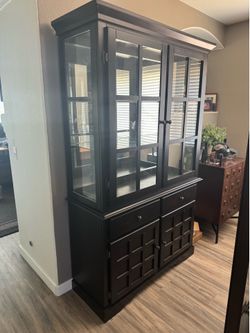 Hutch display