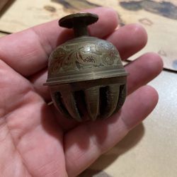 Antiques Bell