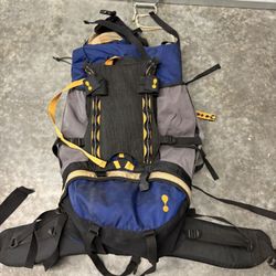 Eureka backpack Getaway  day hiking yellow Blue grey Used