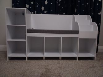 Kids bench and toy storage