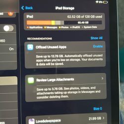 iPad 7th gen Lightly Used