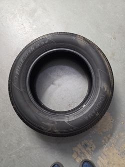 Yokohama bluearth S34 Tire used