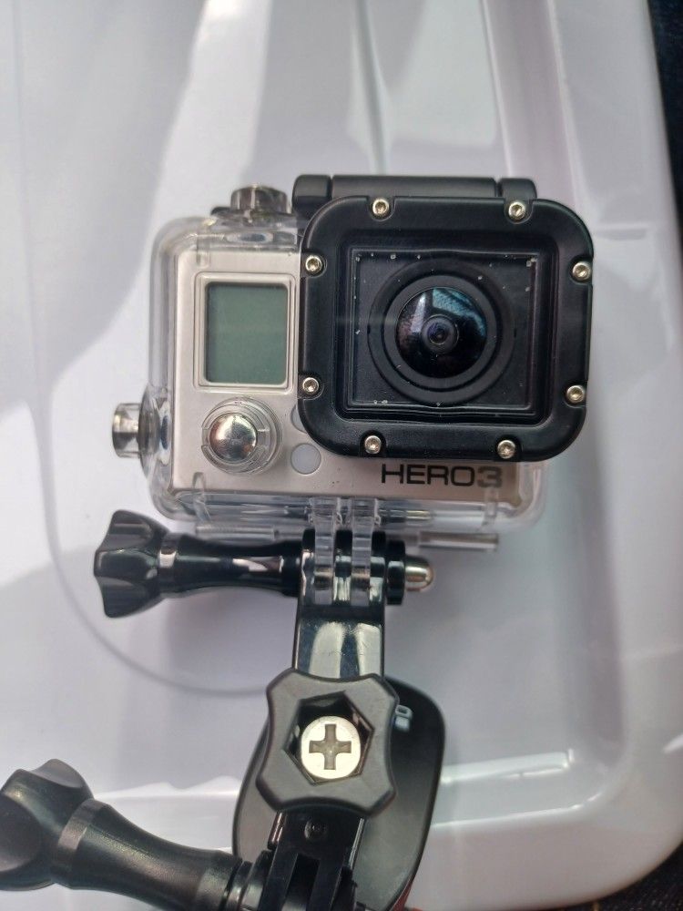Go Pro 3 With Screen And Many Xtras