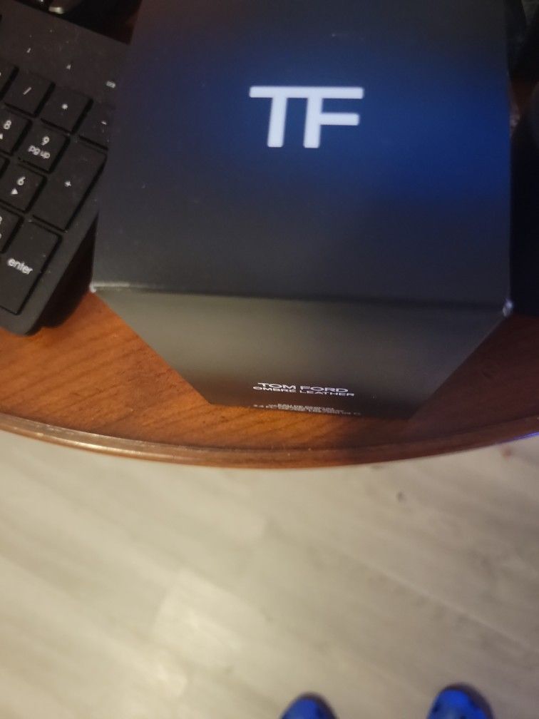 TOM FORD COLOGNE