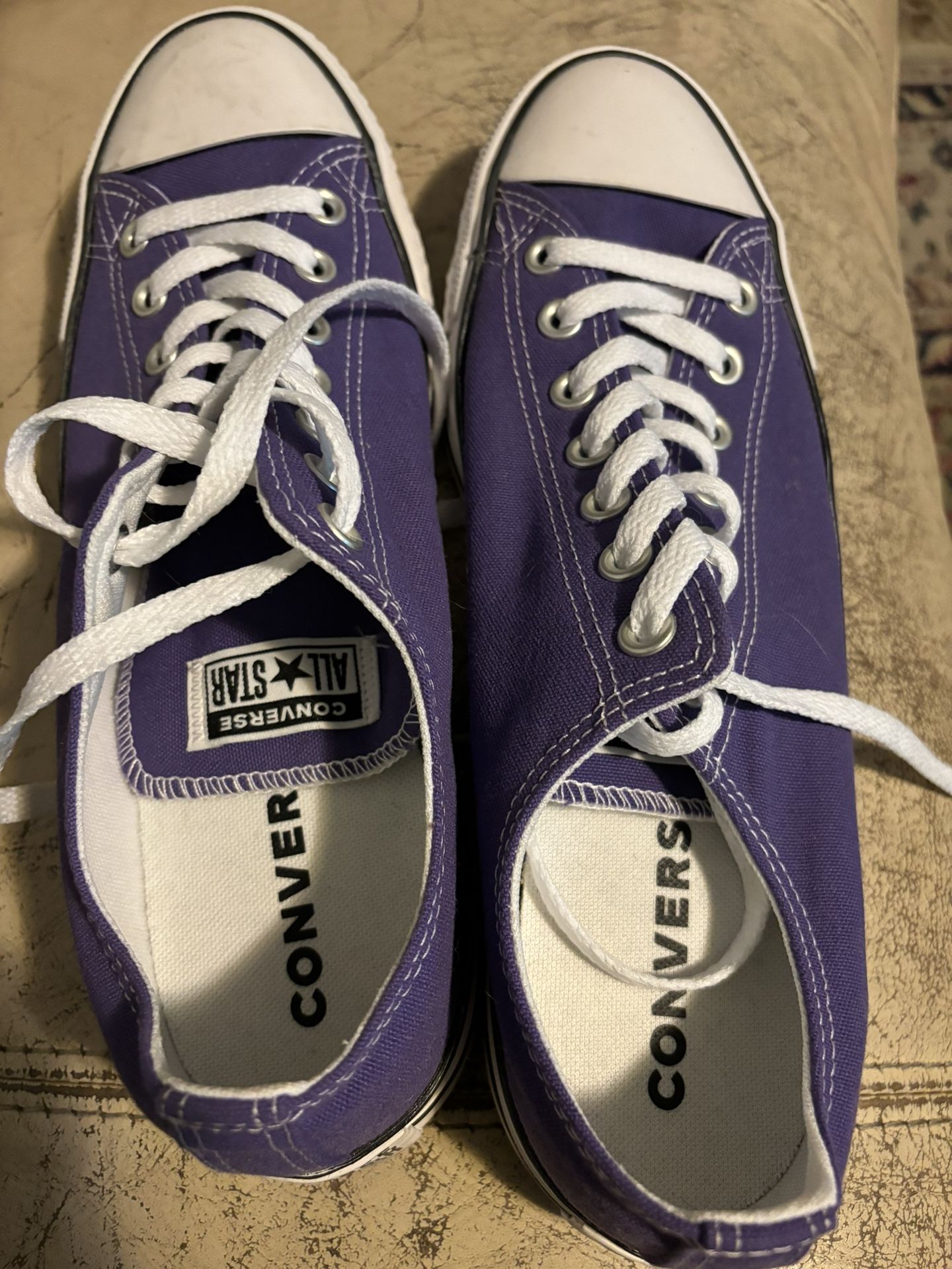 CONVERSE CHUCK TAYLOR ALL STAR PURPLE LOW TOP SHOES