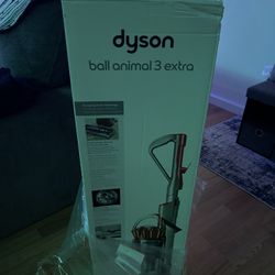 Dyson Vacuum 