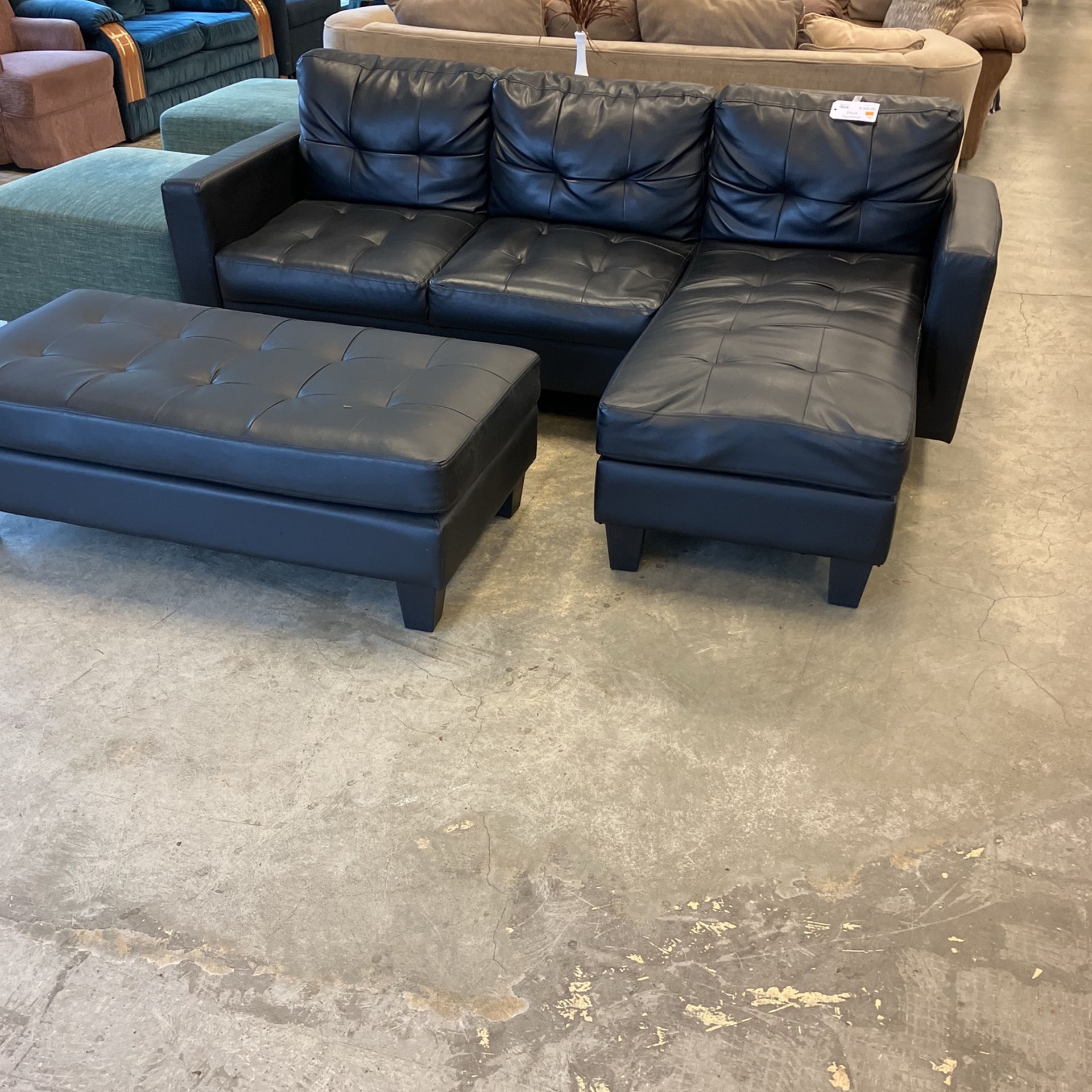 Black L Shaped Couch With Ottoman for Sale in Edgewood, WA OfferUp