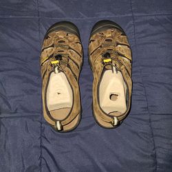 KEEN H2 men's Size 11.5 Newport Sandals