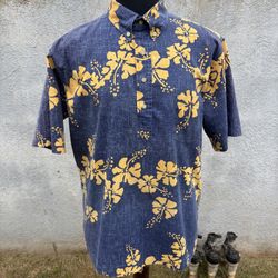 PreOwned Reyn Spooner Hawaiian Print Blue/Yellow 3/4 Button Men's Large
