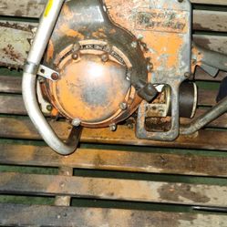 Vintage David Bradley Chainsaw Ser#(contact info removed). Model # H81 