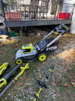 Ryobi 21" Cordless Self-Propelled Lawn Mower