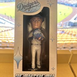 Yamamoto Bobble head 07/02/2025