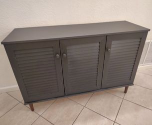 Wooden shoe storage cabinet rack