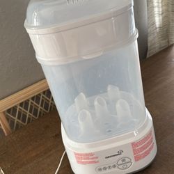 Baby bottle sterilizer