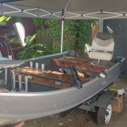 14 Ft Alaskan Smoker Craft. Trade Considerd 