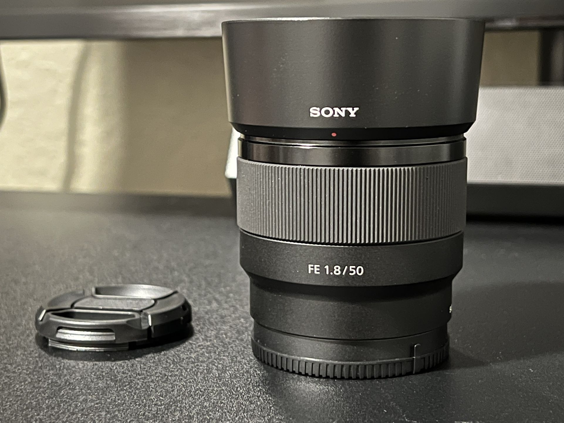 Sony FE 50mm F1.8 lens