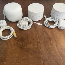 Google Nest Router With 2x Google WiFi Extenders 