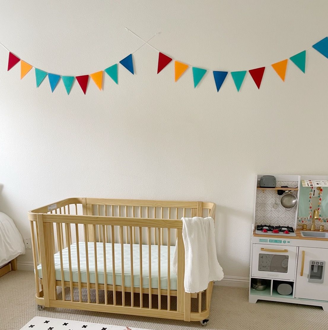 Beautiful 3 In 1 Nesting Wave Crib, Mini Crib, Toddler Bed 